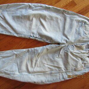 We The Free Lucky You mid rise barrel size 29